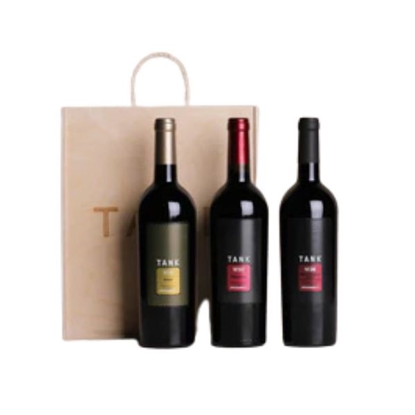 Tank Wooden Gift Box with three bottles of red wine in front of a wooden box.